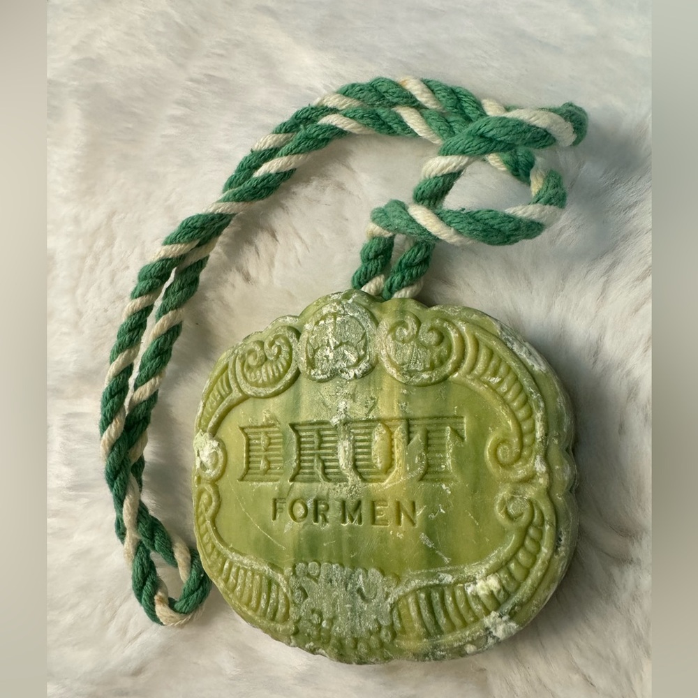 Faberge Brut Soap on a Rope 8 oz for Men Old Stock Vintage